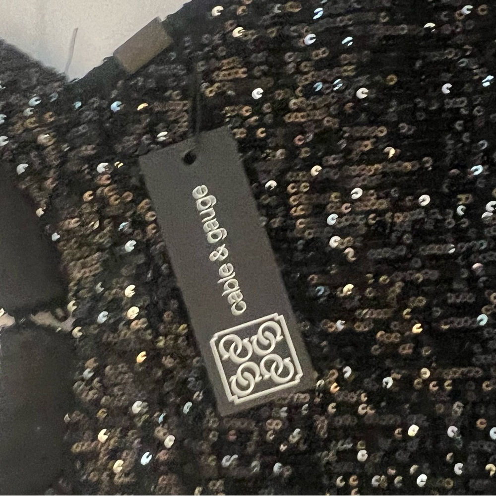 Cable & Gauge Ombré Sequin Top - NWT - Picture 4 of 6